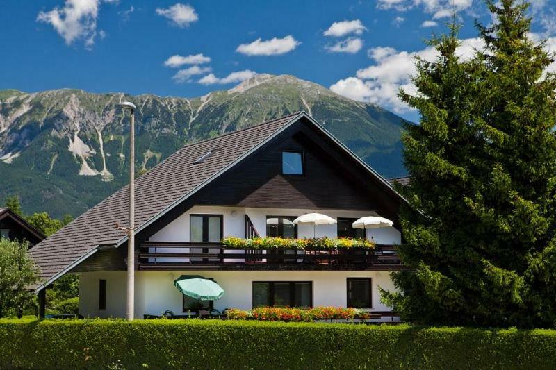 Lake Bled Apartment Marjetka Bagian luar foto
